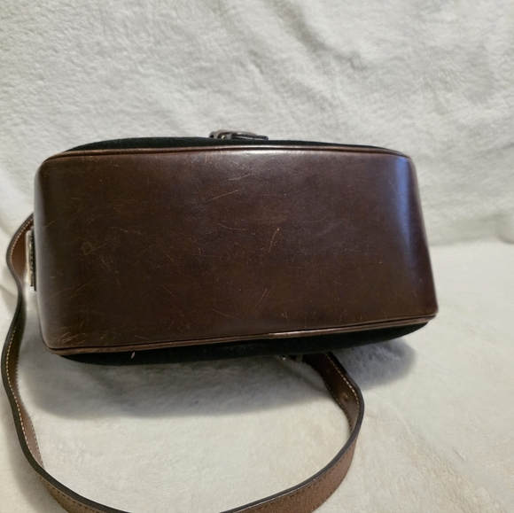 Vintage Dooney & Bourke Suede Leather Flap Crossbody Bag Black Brown Equestrian - Picture 5 of 12
